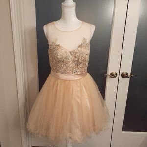 Incredible Precious like dress!
